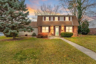 17849 Fairway St, Livonia, MI 48152