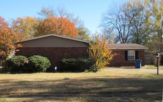 303 N Bond St, West Memphis, AR 72301