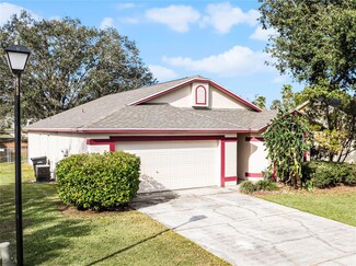 5137 Martinique Dr, Lakeland, FL 33812