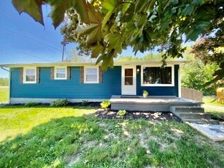 1123 S River Rd, Attica, IN 47918