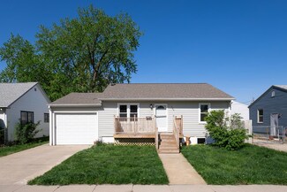 720 S 12th St, Norfolk, NE 68701