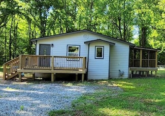 1050 Waterworks Rd, Commerce, GA 30529