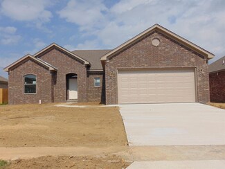 24 Rush Creek Dr, Vilonia, AR 72173