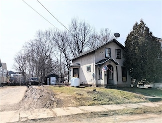 110 Beaver St, Albion, NY 14411