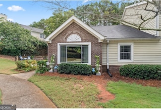 81 Hampshire Ct, Avondale Estates, GA 30002