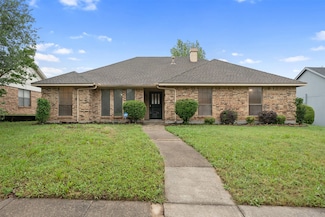 1313 Farley Dr, Mesquite, TX 75149
