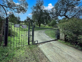 2449 White Wing Dr, Jamul, CA 91935