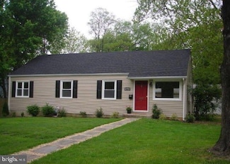 1928 Ware Rd, Falls Church, VA 22043