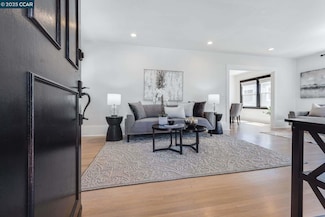 2824 Best Ave, Oakland, CA 94619
