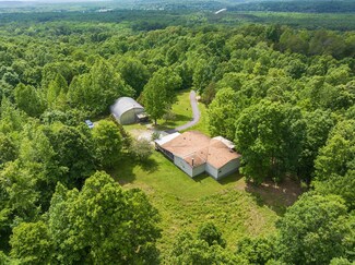 77 Beasley Loop, Linden, TN 37096