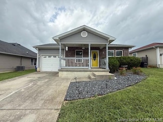 817 Twin Oaks Dr, Henryville, IN 47126