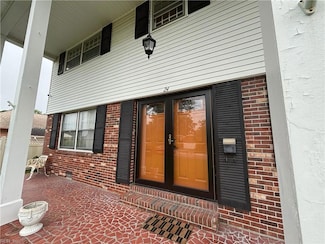 24 Bohnert Dr, Hampton, VA 23666
