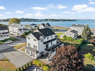 5 Vernon Ave, Hull, MA 02045