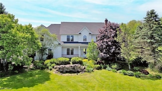 9905 Tudor Place, Chardon, OH 44024