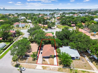 120 Bosphorous Ave, Tampa, FL 33606