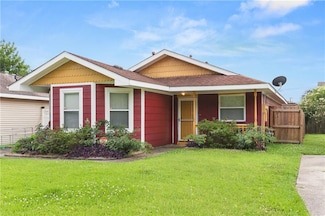 5833 N Oak Dr, Marrero, LA 70072