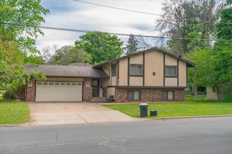 216 Logan Ave E, Saint Paul, MN 55118