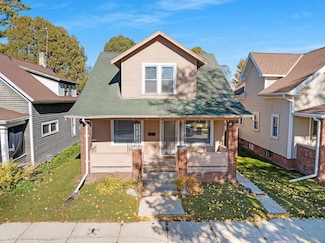 1126 Logan Ave, Sheboygan, WI 53083