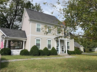 1005 W Jefferson St, Siloam Springs, AR 72761