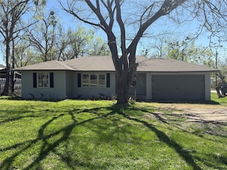 612 E 8th St, Kemp, TX 75143