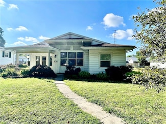 1206 Beech St, Marshall, IL 62441