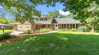 1612 Aragona Dr, Rockford, IL 61102