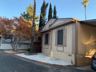 2400 W Midvalley Ave Unit 1, Visalia, CA 93277