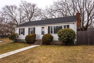 55 Reynolds Ave, Warwick, RI 02889