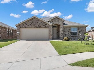 1125 Copal Dr, Cross Roads, TX 76227