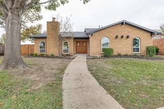 1912 Primrose Ln, Carrollton, TX 75007