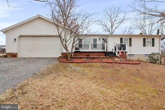 540 Hanshew Ln, Martinsburg, WV 25404