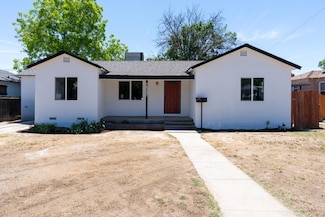 1537 W Cortland Ave, Fresno, CA 93705