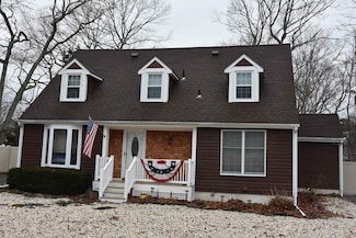 7 Corson Ln, Ocean View, NJ 08230