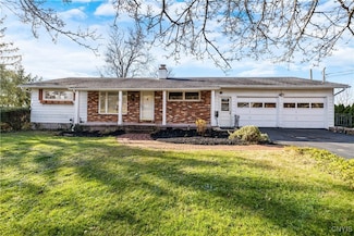 6117 E Lake Rd, Auburn, NY 13021