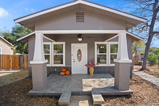 1530 SW 19th St, San Antonio, TX 78207