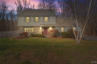 7497 Kirkville Rd, East Syracuse, NY 13057