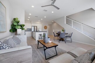 2509 State St, Carlsbad, CA 92008