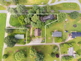 29 Winterberry Dr, Cullowhee, NC 28723