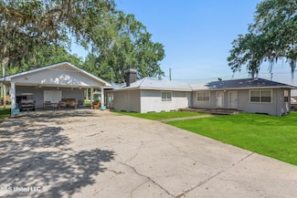 3309 Mary Walker Dr, Gautier, MS 39553