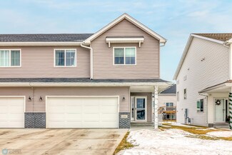 2161 Dock Dr, West Fargo, ND 58078