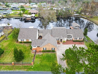 1610 Yellow Brick Rd, Astor, FL 32102