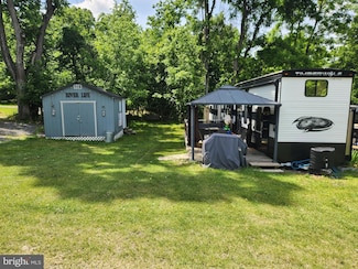 Block 92 Lot 24 Neverglades, Falling Waters, WV 25419