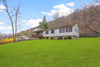108 Greenwood Dr, Beacon, NY 12508