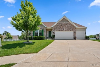 38 Crystal Manor Ct, Wentzville, MO 63385