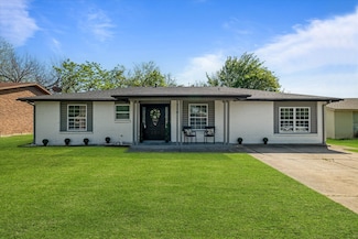 714 N Hunters Glen Cir, Arlington, TX 76015