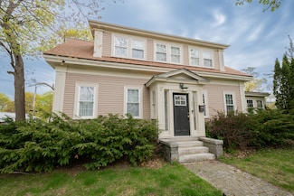 369 Ohio St, Bangor, ME 04401