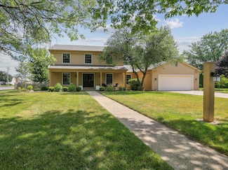 3801 Farhills Dr, Champaign, IL 61822