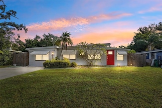 10949 105th St, Largo, FL 33773