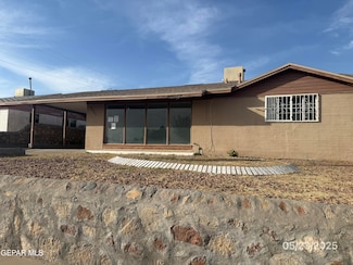 5609 Venezuela Rd, El Paso, TX 79903