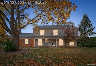 4603 Hedgewood Dr, Bloomfield Hills, MI 48301